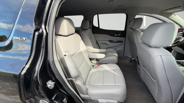2021 GMC Acadia AWD SLT