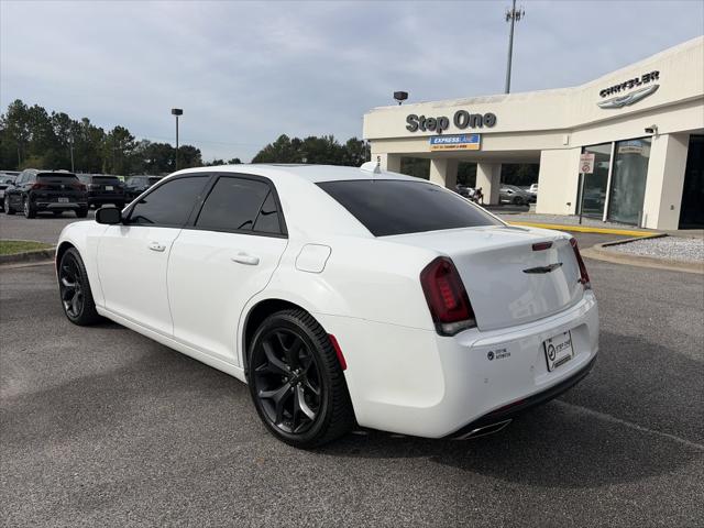 2023 Chrysler 300 300S