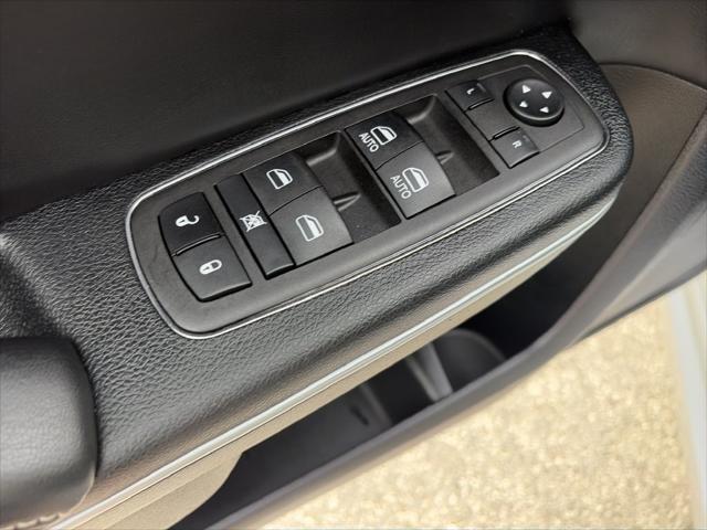2023 Chrysler 300 300S
