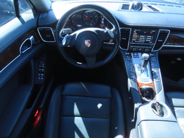 2013 Porsche Panamera 4