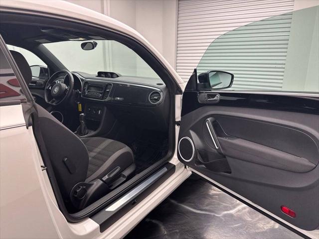 2012 Volkswagen Beetle 2.0T