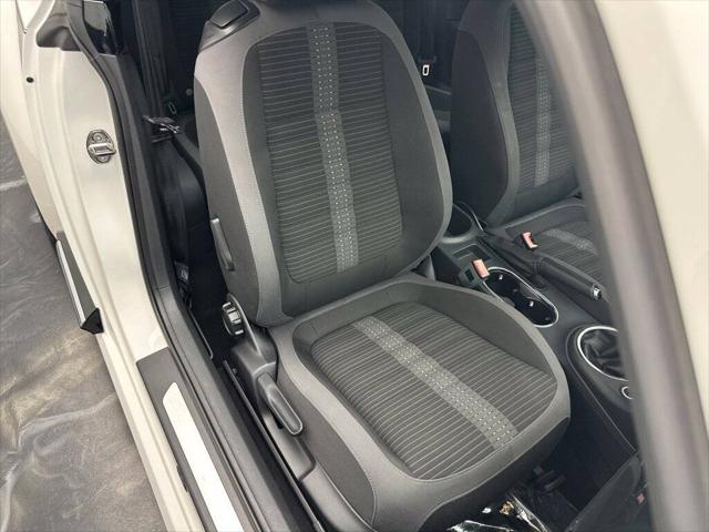 2012 Volkswagen Beetle 2.0T