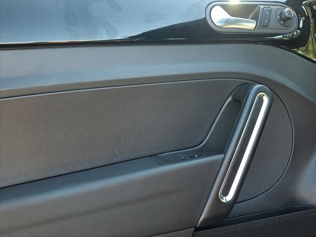2018 Volkswagen Beetle 2.0T Dune