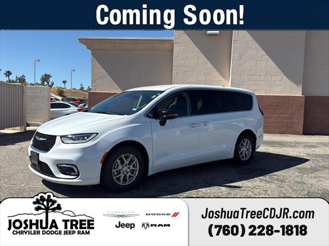2024 Chrysler Pacifica Touring L for sale in Yucca Valley, CA