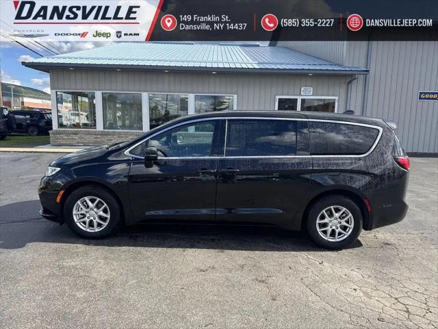 2025 Chrysler Pacifica Select for sale in Dansville, NY