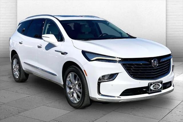 2023 Buick Enclave Essence FWD for sale in Independence, MO