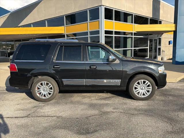 2014 Lincoln Navigator Base for sale in Hurricane, WV