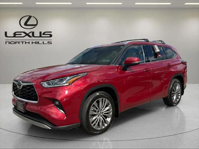 2021 Toyota Highlander Platinum for sale in Wexford, PA