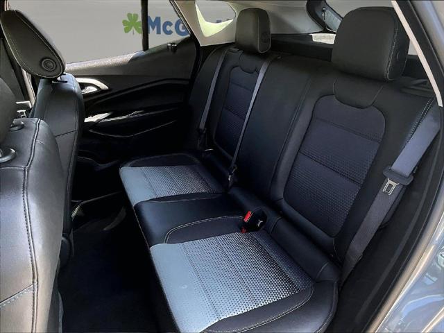 2025 Chevrolet Trax FWD LT