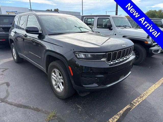 2022 Jeep Grand Cherokee Laredo 4x4 for sale in Merrill, WI