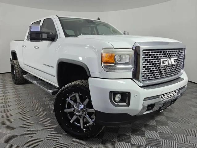 2015 GMC Sierra 2500HD Denali for sale in Springfield, IL