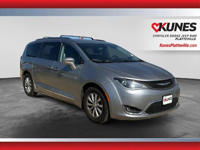 2018 Chrysler Pacifica Touring L for sale in Platteville, WI