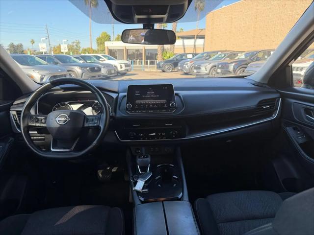 2025 Nissan Rogue SV FWD
