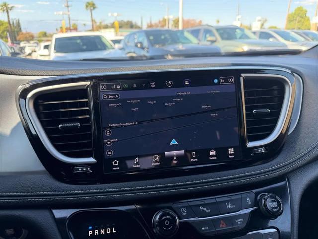 2025 Chrysler Pacifica Limited