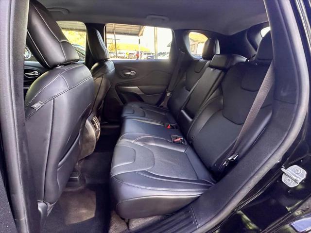 2019 Jeep Cherokee Limited FWD