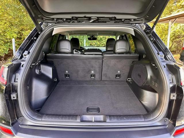 2019 Jeep Cherokee Limited FWD