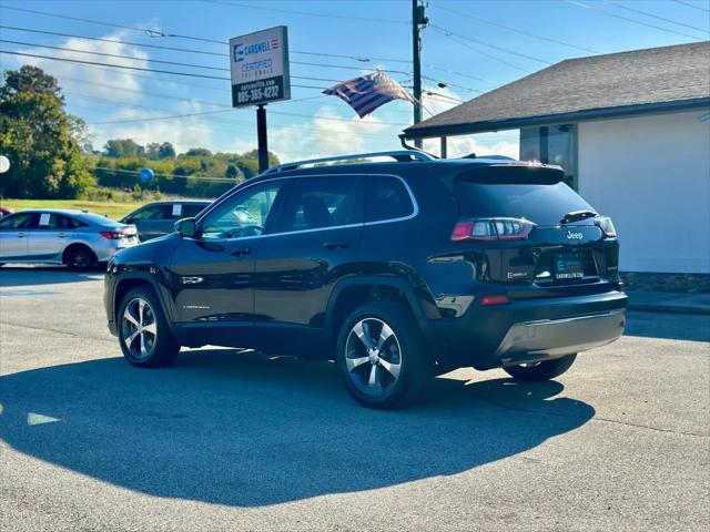2019 Jeep Cherokee Limited FWD