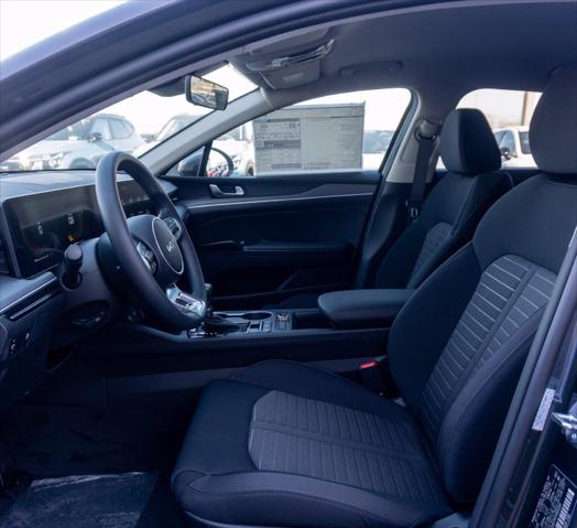 2026 Kia K5 LXS FWD