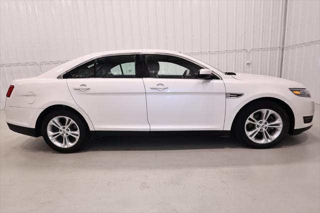 2014 Ford Taurus SEL