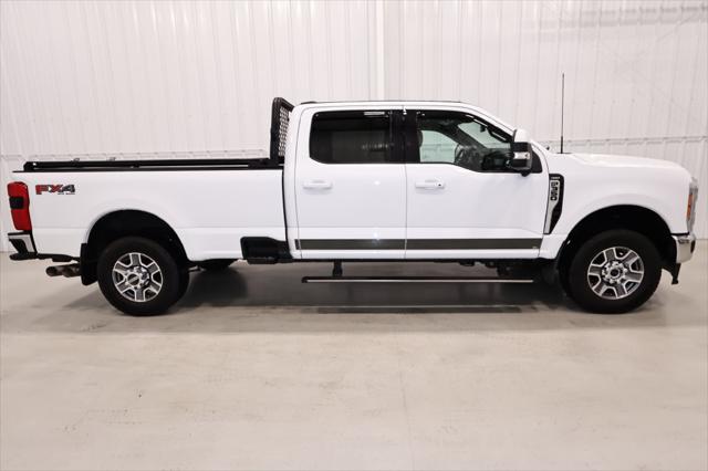 2023 Ford F-350 LARIAT