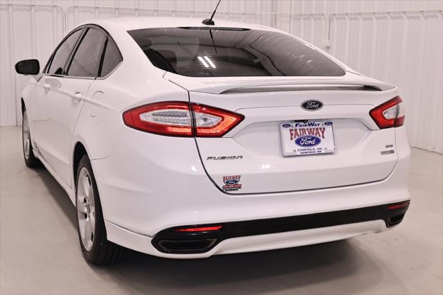 2016 Ford Fusion SE