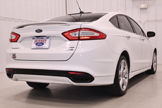 2016 Ford Fusion SE