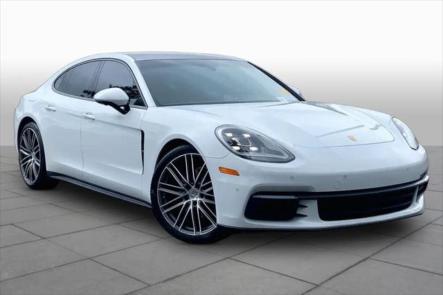 2018 Porsche Panamera 4