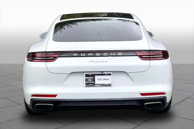 2018 Porsche Panamera 4