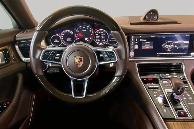 2018 Porsche Panamera 4
