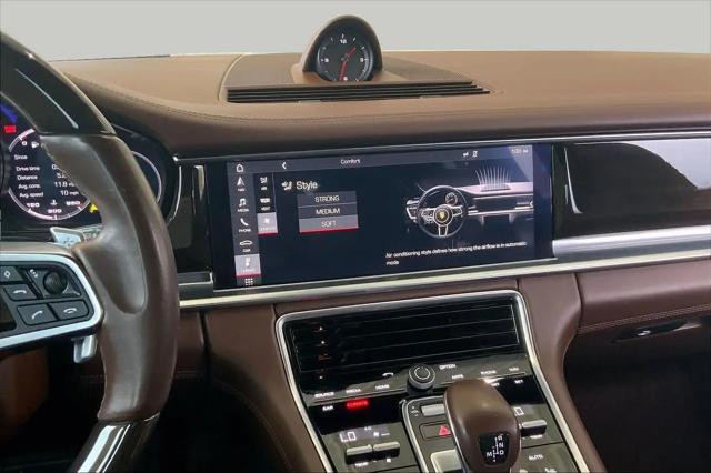 2018 Porsche Panamera 4