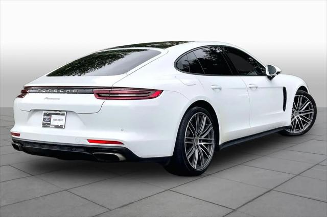 2018 Porsche Panamera 4