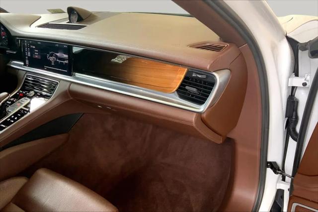2018 Porsche Panamera 4
