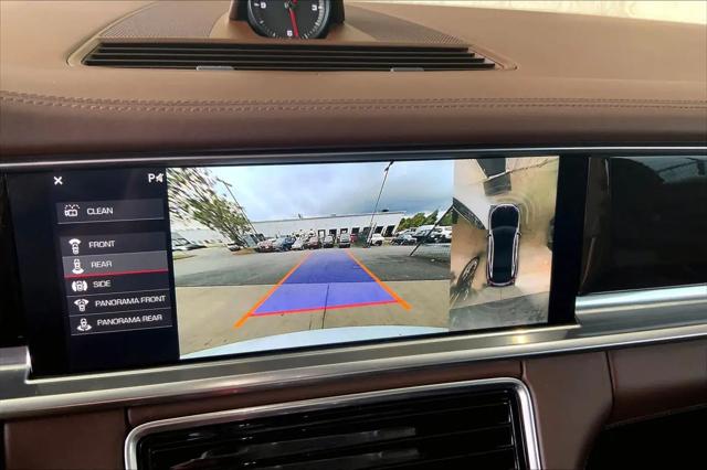 2018 Porsche Panamera 4
