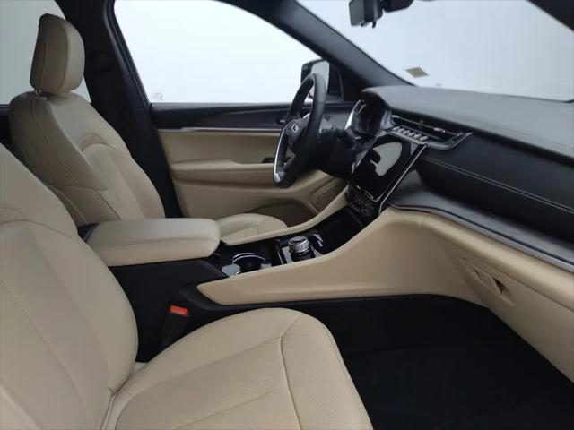 2023 Jeep Grand Cherokee Limited 4x2