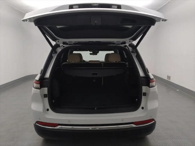 2023 Jeep Grand Cherokee Limited 4x2