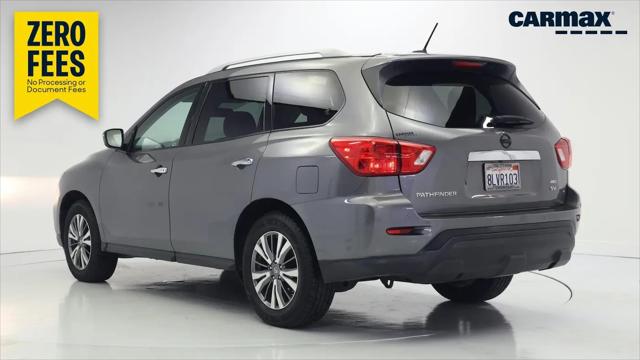 2018 Nissan Pathfinder SV