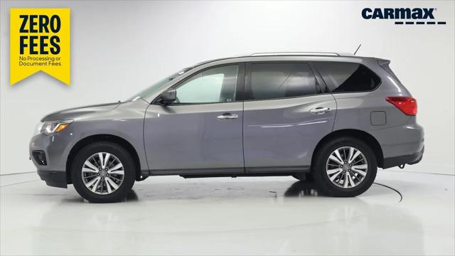 2018 Nissan Pathfinder SV