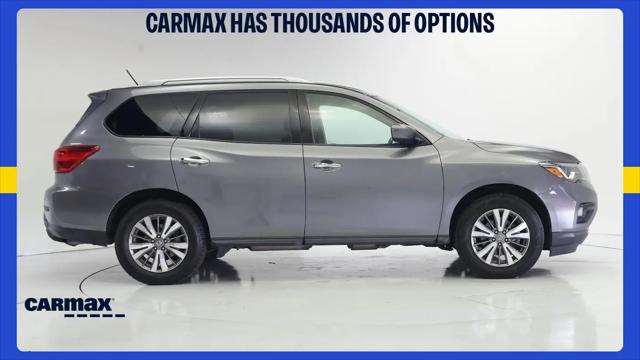 2018 Nissan Pathfinder SV