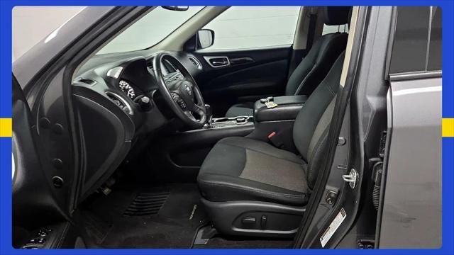 2018 Nissan Pathfinder SV
