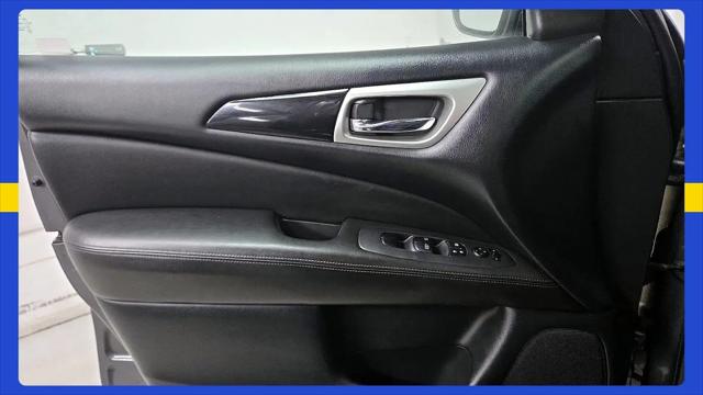 2018 Nissan Pathfinder SV
