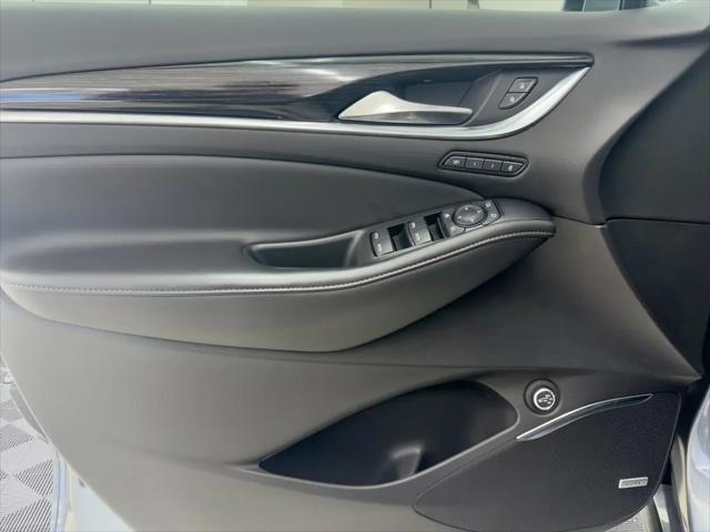 2021 Buick Enclave AWD Avenir