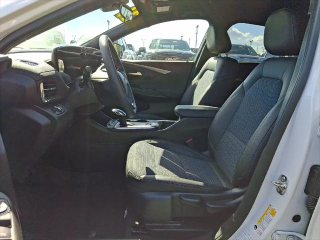 2026 Buick NV Preferred FWD