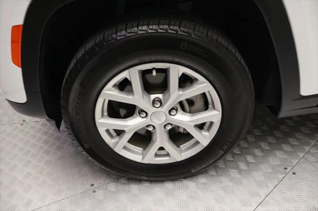 2023 Jeep Grand Cherokee Limited 4x2
