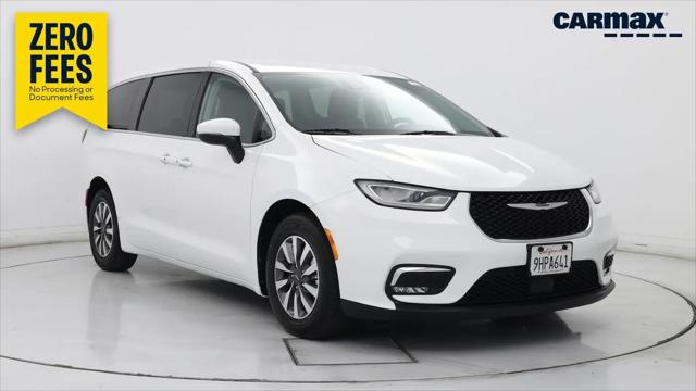 2023 Chrysler Pacifica Hybrid Touring L for sale in Visalia, CA