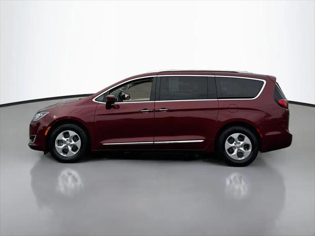 2017 Chrysler Pacifica Touring-L Plus