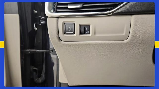 2023 Cadillac XT4 AWD Luxury