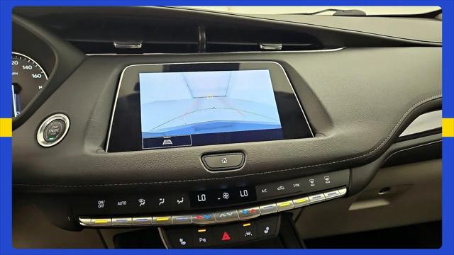 2023 Cadillac XT4 AWD Luxury