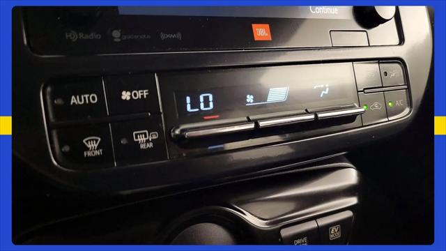 2016 Toyota Prius Four Touring