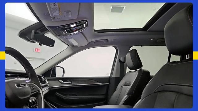 2022 Jeep Grand Cherokee Limited 4x2