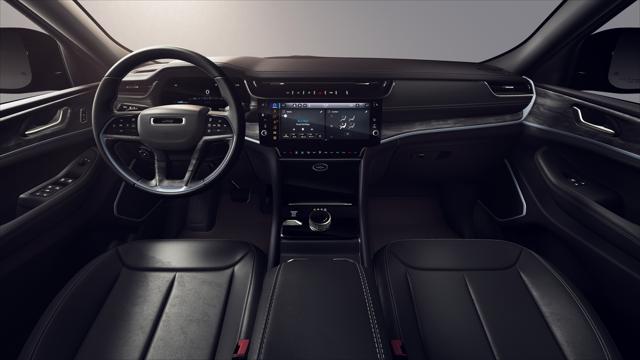 2026 Jeep Grand Cherokee L photo 6 of 9
